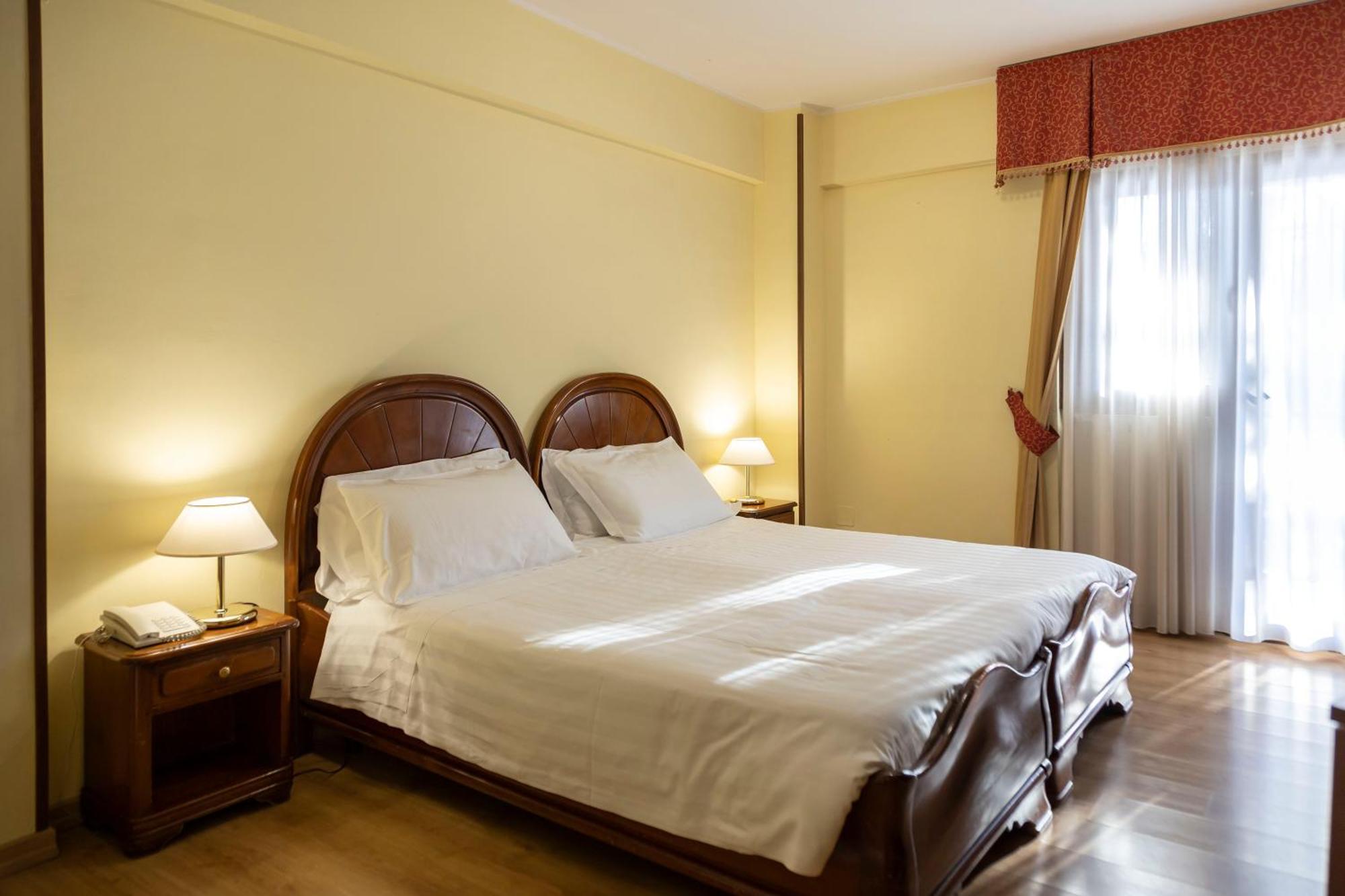 Grand Hotel Del Parco Pescasseroli Phòng bức ảnh